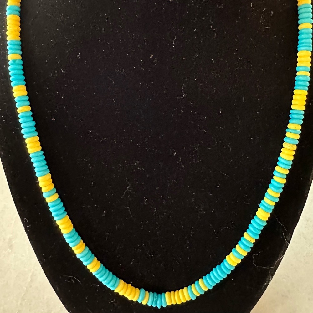 🐝 Beaded Necklace from Madewell